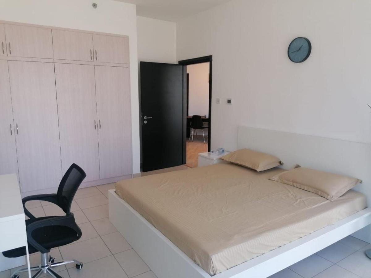 Apartament La Riviera Dubaj Zewnętrze zdjęcie