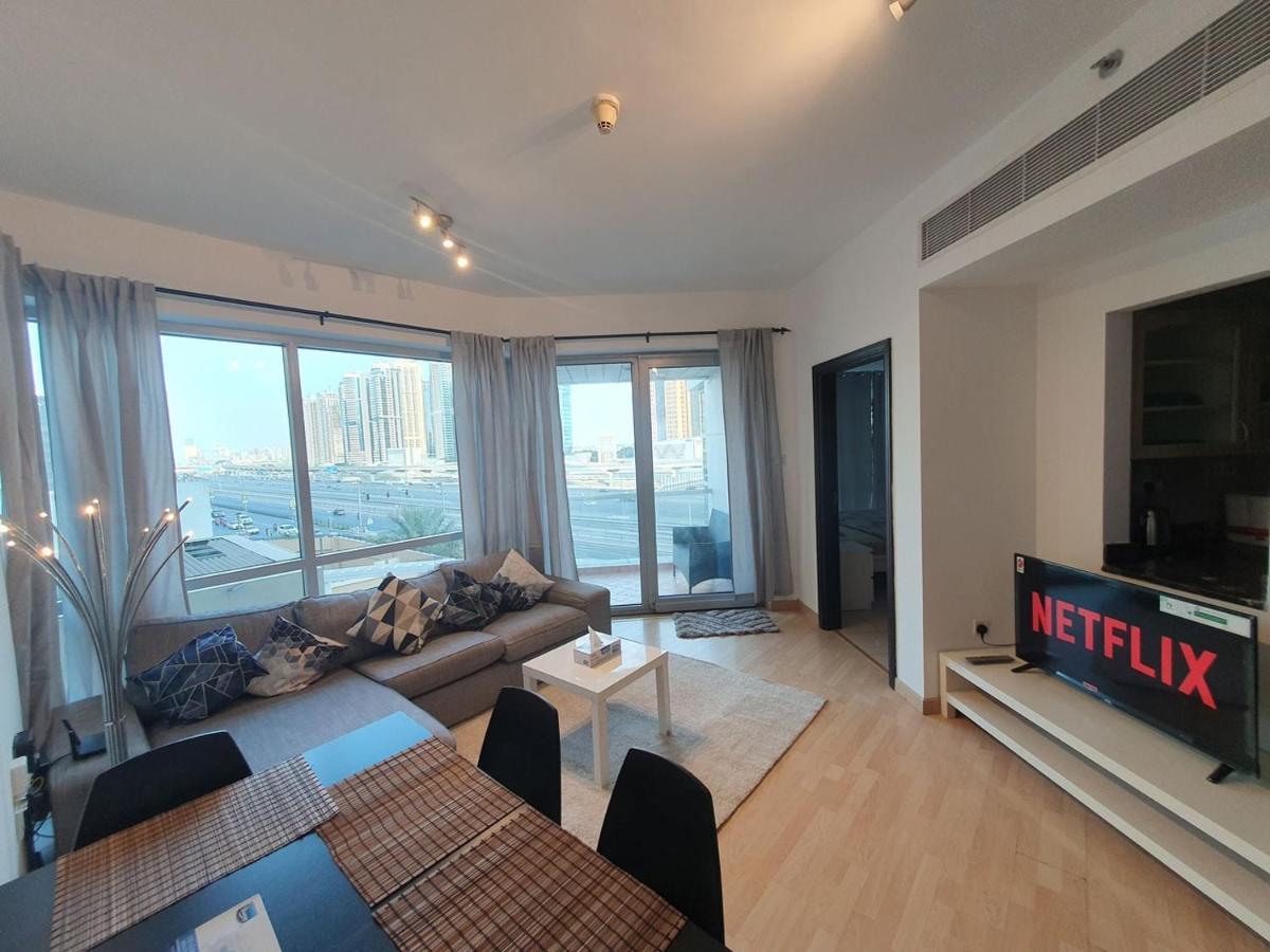 Apartament La Riviera Dubaj Zewnętrze zdjęcie