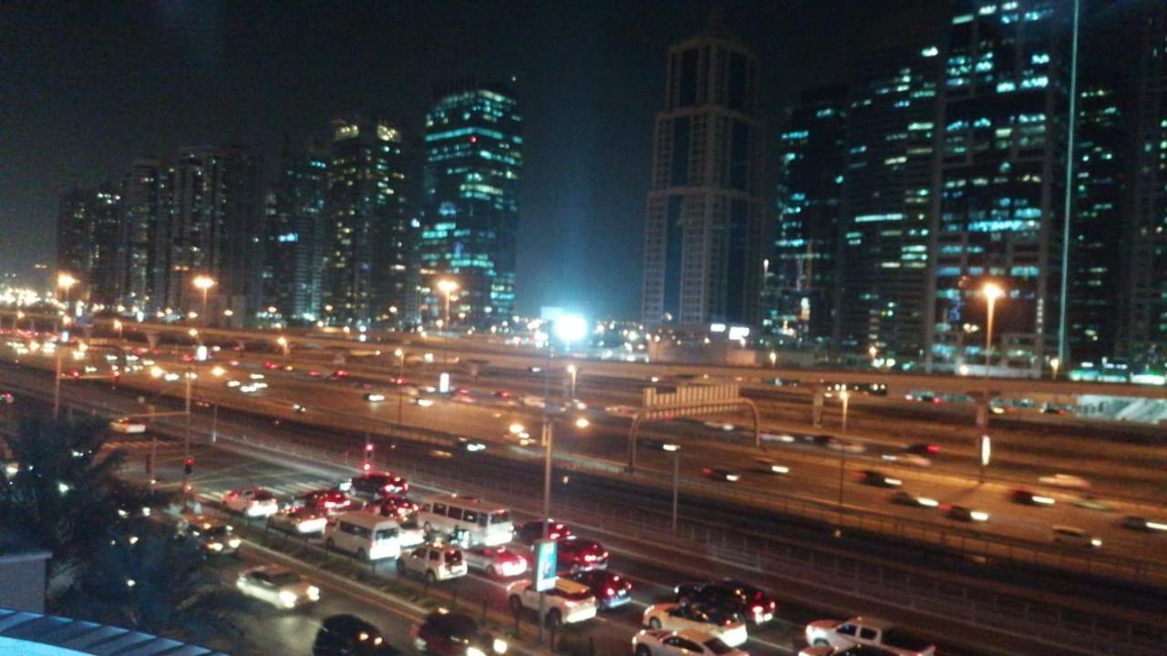 Apartament La Riviera Dubaj Zewnętrze zdjęcie