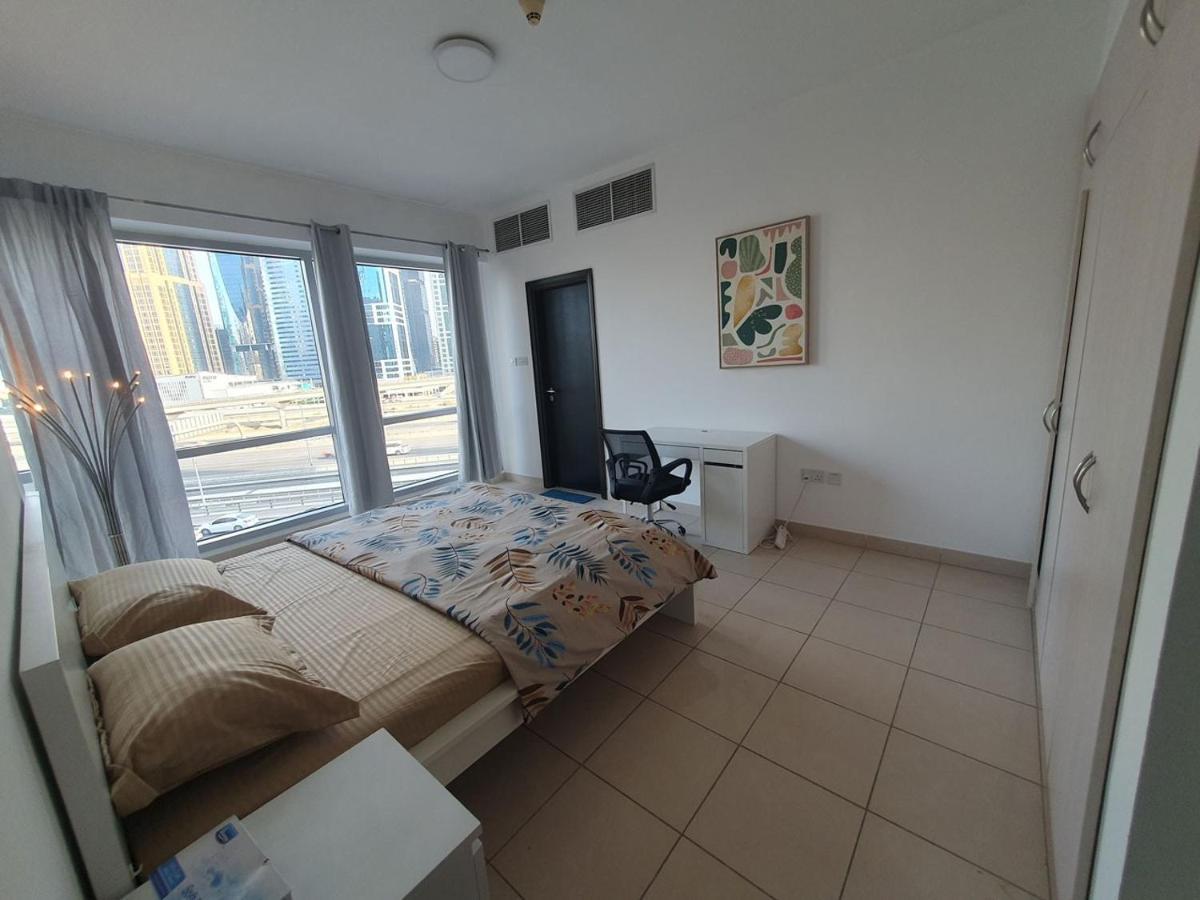 Apartament La Riviera Dubaj Zewnętrze zdjęcie